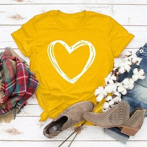 HEART LOVE SHORT SLEEVE YELLOW TEE